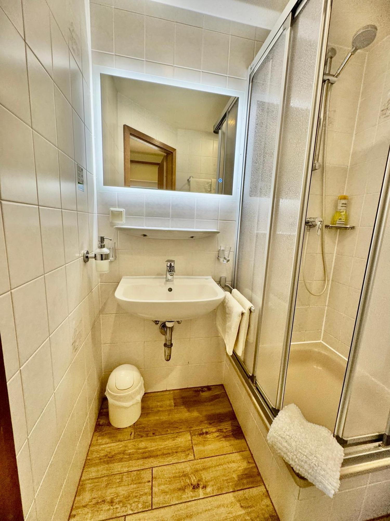 Hotel-heilsberg Bed & Breakfast *
